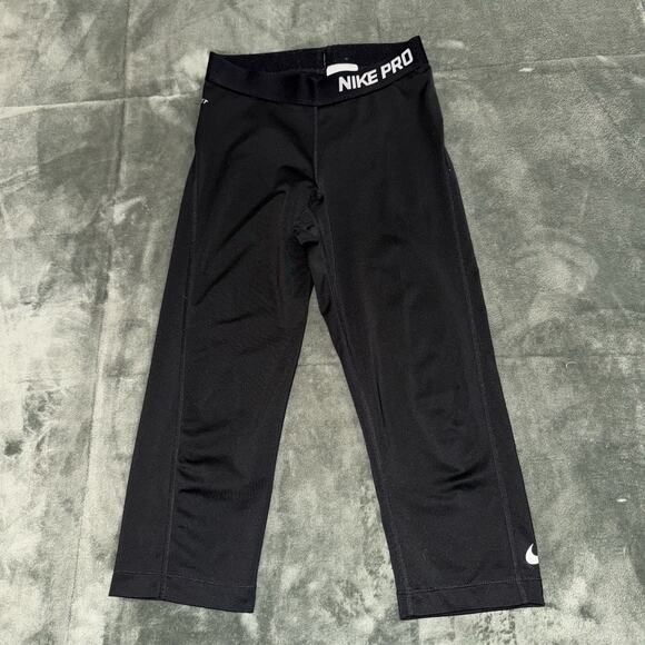 Nike Pro Crop Dri-Fit Leggings Black Size Small Activewear Yoga Running - Picture 1 of 7